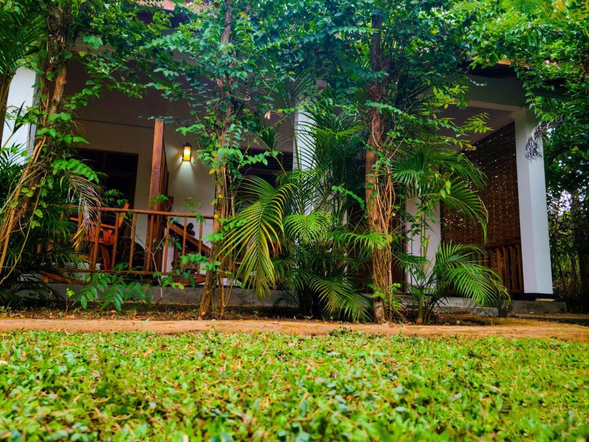 Woodholic Homestay Sigiriya Eksteriør bilde