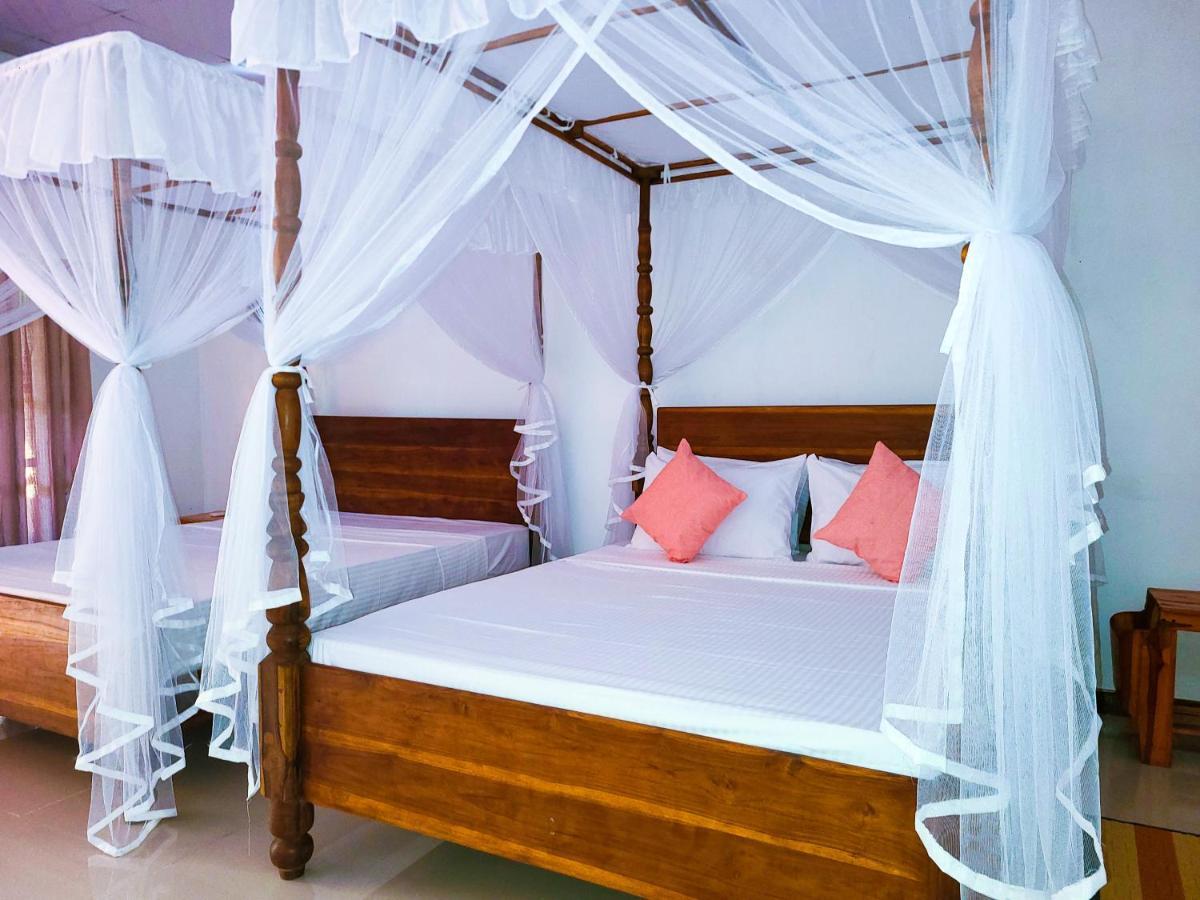 Woodholic Homestay Sigiriya Eksteriør bilde