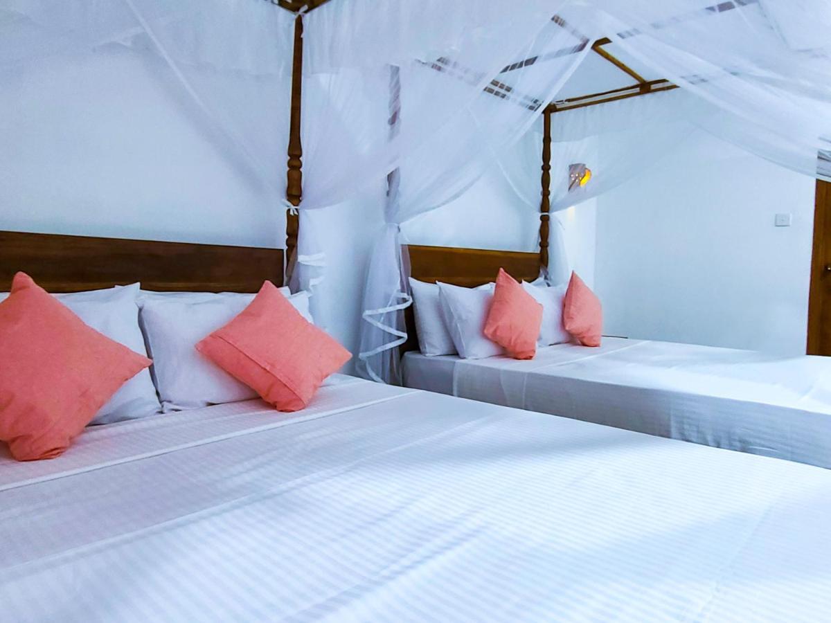 Woodholic Homestay Sigiriya Eksteriør bilde