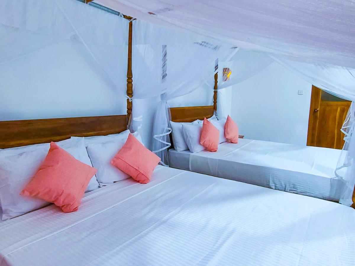 Woodholic Homestay Sigiriya Eksteriør bilde