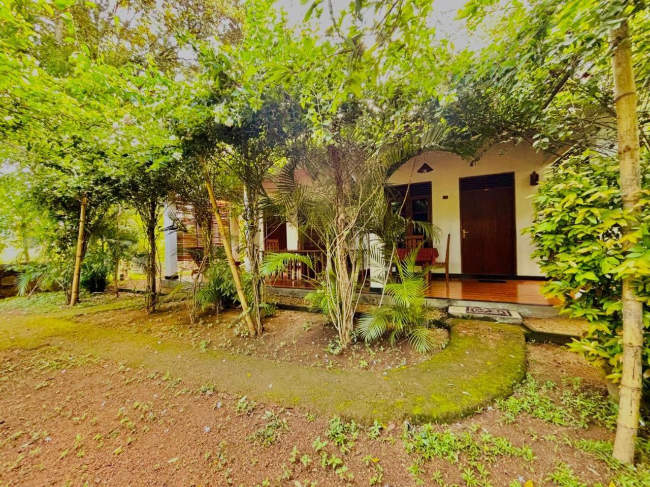 Woodholic Homestay Sigiriya Eksteriør bilde
